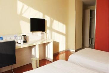 Hotel Hanting  Weihai Railway Station