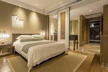 فندق Jiuhua Mountain Dongya