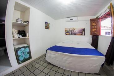 Отель Cosmopolitan Hostel