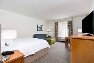 ホテル Hampton Inn & Suites Manchester