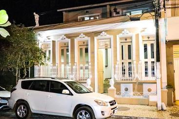 Otel Cravo E Canela Itacaré