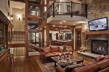 Hotel Sun Ridge Lodge