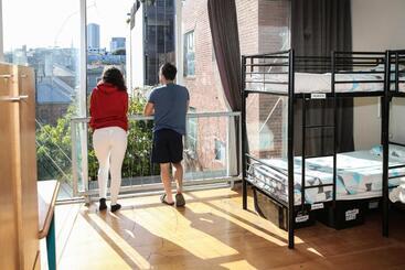 ユースホステル Barkly Backpackers