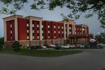 هتل Hampton Inn & Suites Ponca City