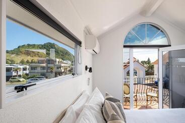 The Mission Belle Motel