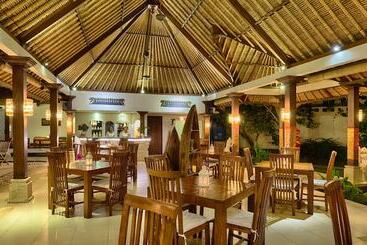 酒店 Palm Garden Amed Beach & Spa Resort Bali