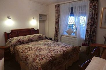 Пансион The Lyndhurst Jersey