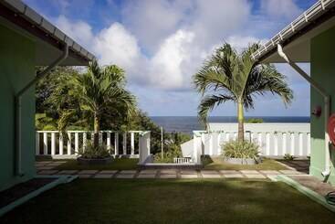 شقق خاصة سياحية Surfers Beach Self Catering Chalets