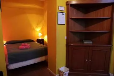 Allegretto Bed & Breakfast  Hostel