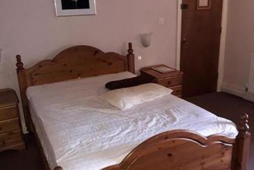 호텔 The Black Lion