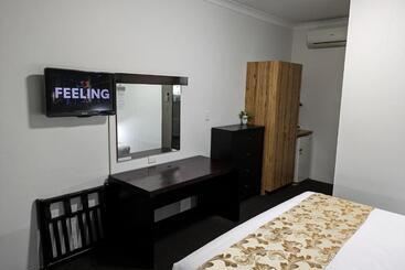 Hotel Country Lodge Motor Inn