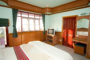 Hotel Haad Yao Resort