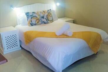 Point Village Hotel And Self Catering