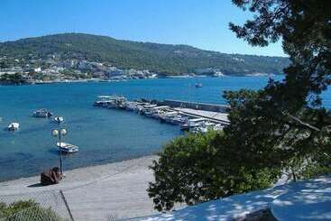 דירות לתיירים 123 Soleil Studios