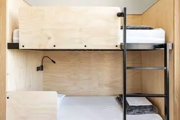 Alberg Bunk Brisbane