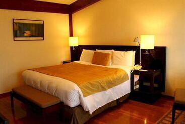 בית מלון כפרי Coco Garden Resort Okinawa