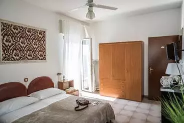 هتل Maremola