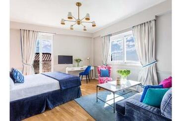 La Malandrina   Apartments & Suites