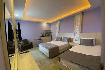 Albergue Castle S Light Boutique