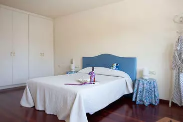 Can Mora B&b
