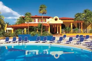 ホテル Bravo Villa Coral