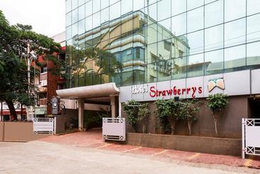 酒店 Fab Strawberry