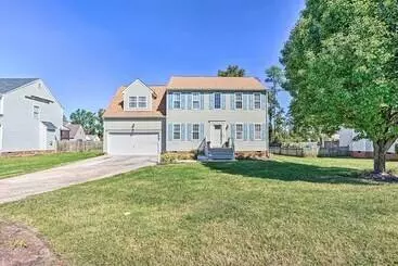 コテージ Sandston Home W/ Private Pool ~ 9 Mi To Richmond!