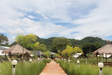 リゾートホテル Mont Blanc Glamping Khao Yai