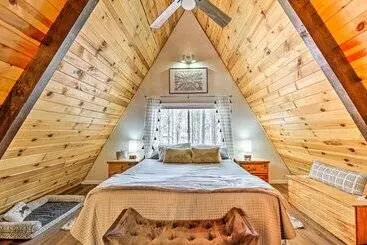 Mökkimajoitus A Frame Pinetop Lakeside Cabin Under The Pines!