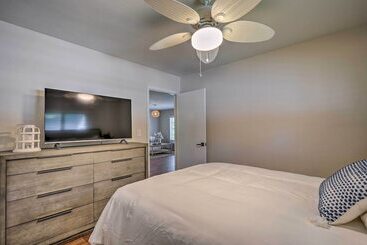 بيت ريفى Naples Oasis W/ Screened Pool, Bike To Beach!