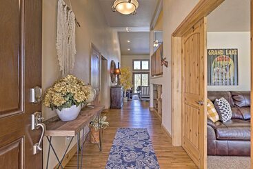 Сельский дом Grand Lake Getaway: Walk To Shadow Mountain Lake!