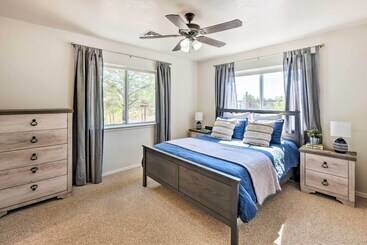 بيت ريفى Fireplace, Sledding Paths: Show Low Haven