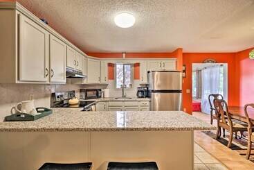 کلبه Game Room & Kayaks: Lakefront Poconos Home!