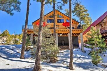 بيت ريفى Luxury Mountain Cabin W/ Furnished Deck + Views!
