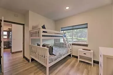 Remodeled Sanderling Sea Cottages, Unit 4