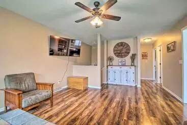 コテージ Cozy Silver Lake Retreat W/ Private Hot Tub!