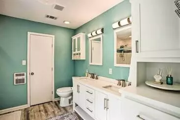 Vakantiehuisje Wooded Pottsboro Escape ~ 1 Mi To Lake Texoma