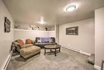 コテージ Charming Kellogg Home Near Outdoor Activities