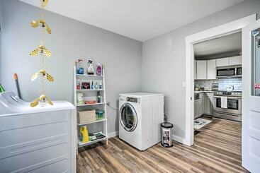 کلبه Charming Fort Collins Home By Old Town & Csu!