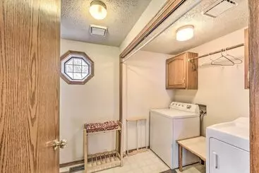 コテージ Mountain View Buena Vista Home: 1 Mile To Main St!