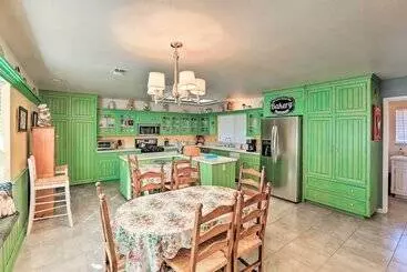 Mökkimajoitus Pleasant Valley Wine Trail Home   Near Paso Robles