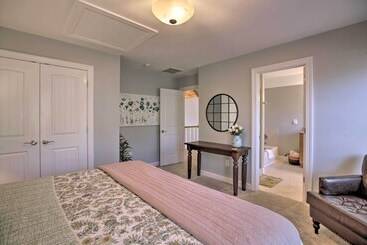 コテージ Spacious Wintergreen Resort Home W/ Hot Tub!