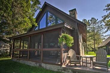 별장 Alluring Nisswa Cabin On Gull Lake W/ Fireplace!