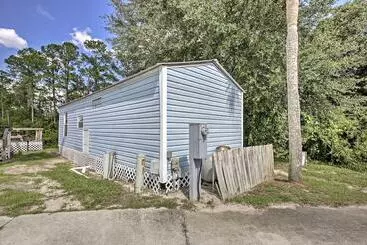 コテージ Charming Silver Springs Cabin W/ Forest Views!
