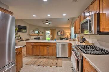 별장 Family Friendly Home, 6 Mi To Riverwalk Plaza