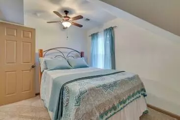 Mökkimajoitus Fisherman S Paradise With Fire Pit & Lake Access!