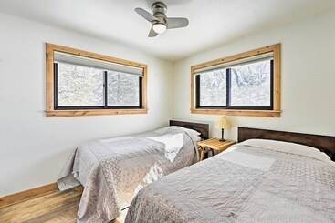 بيت ريفى Happys Haven Cabin W/ Gas Grill & Fire Pit!