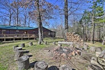 Dom wiejski Serene Cabins W/ Decks & 8 Acres On Kiamichi River