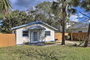 Cape Canaveral Cottage W/ Hot Tub: Walk To Beach