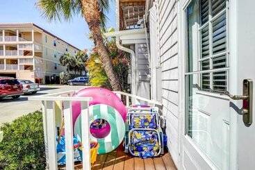 Indian Rocks Beach Cottage, Walk To Beach!